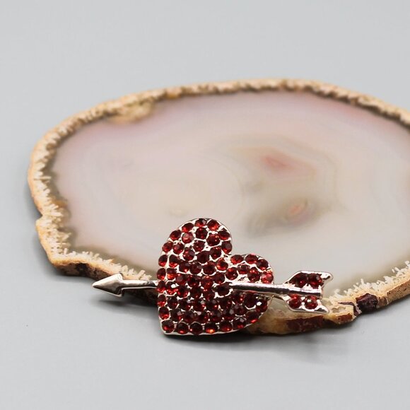 Heart arrow jewelry brooch pin love red yellow gold tone elegant brand new - Picture 2 of 12